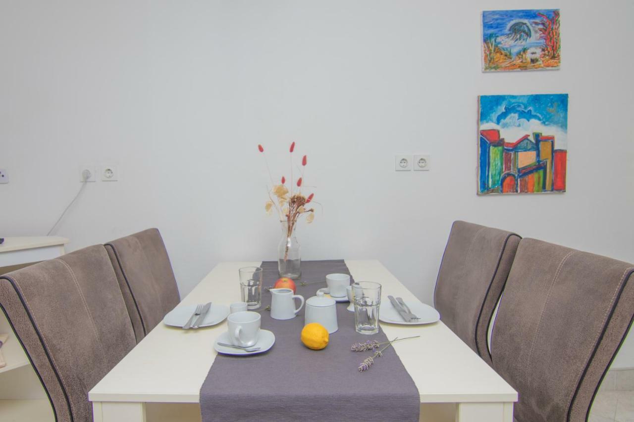 Apartmani Villa Kalinic ニヴィーチェ エクステリア 写真